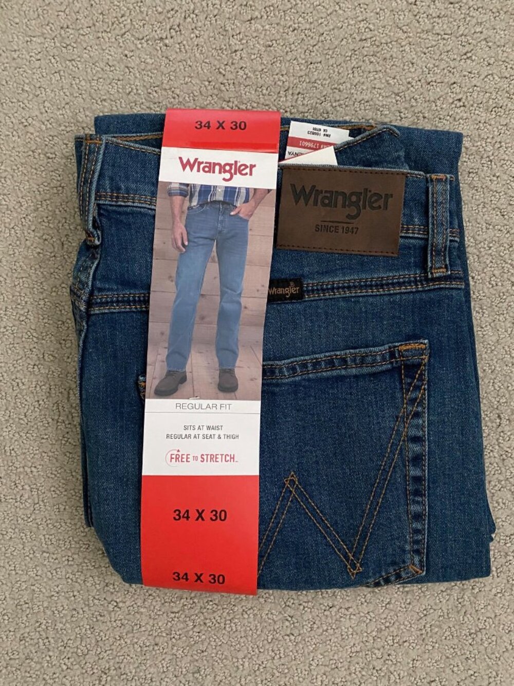 NWT Men's Wrangler Regular Fit Stretch Denim Blue Jeans, Dark Blue, 34x30